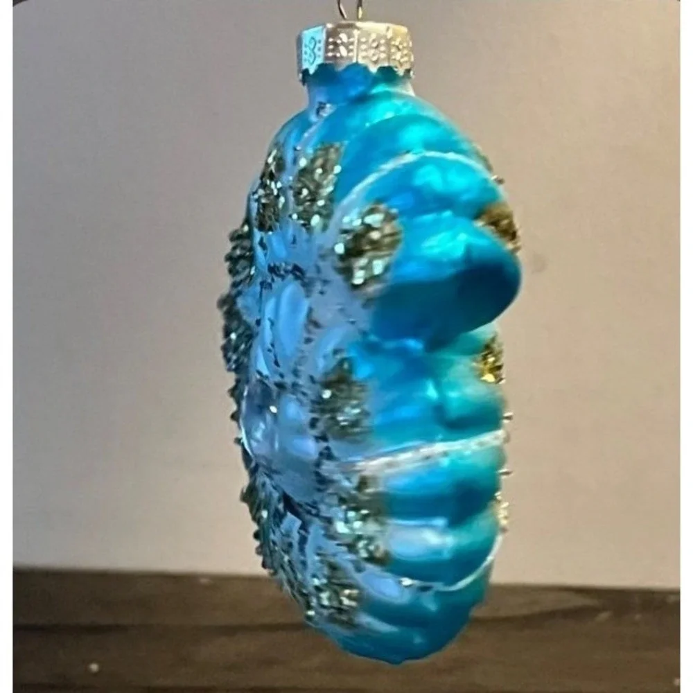 Glass Seashell Christmas Ornament Turquoise Blue Gold Glitter Jeweled 3.5